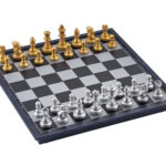 Magnetic Games - Chess Set Gold and Silver 13"
